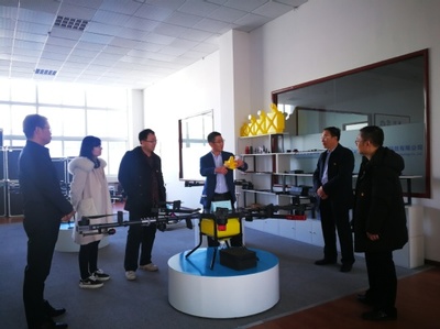 物電學(xué)院教工二支部 “黨員博士服務(wù)團”深入企業(yè)一線，以科技咨詢服務(wù)賦能產(chǎn)業(yè)升級